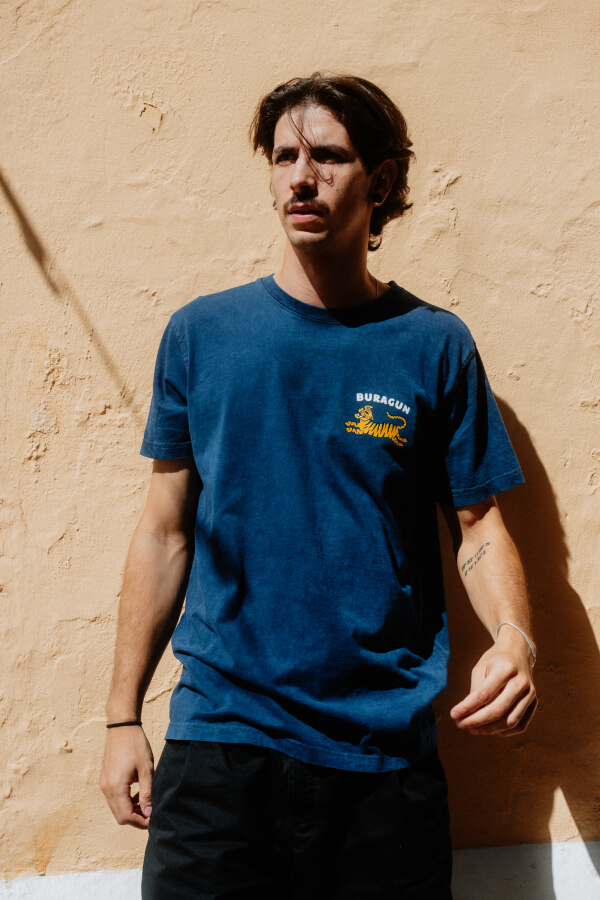 Camiseta Buragun Lucky navy washed