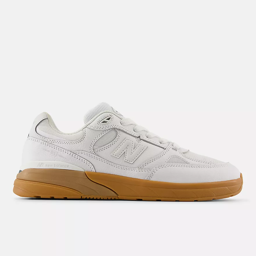 NEW BALANCE NM933WWB REYNOLDS 1